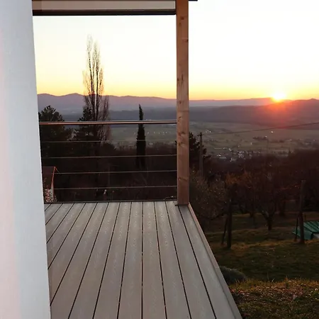 Dama Lux, House With A Magnificent View *