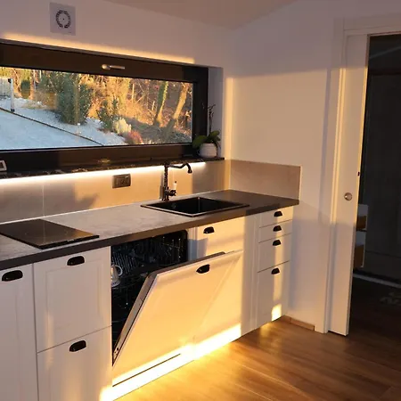 Dama Lux, House With A Magnificent View