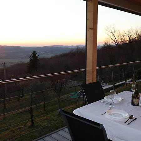 Dama Lux, House With A Magnificent View Σπίτι διακοπών *